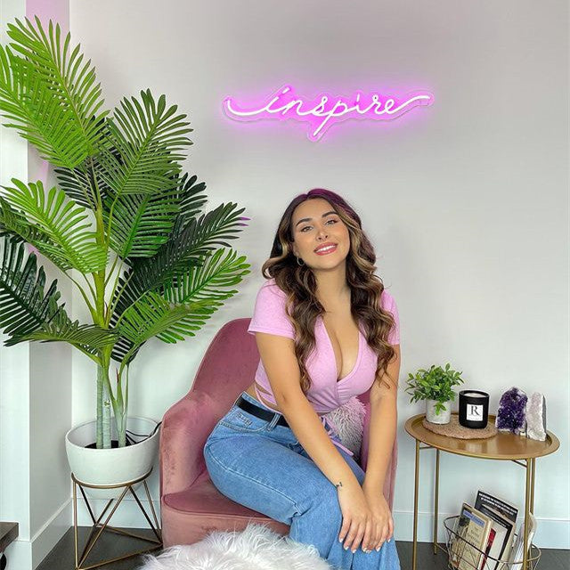 Feliz cumpleaños letrero de neón