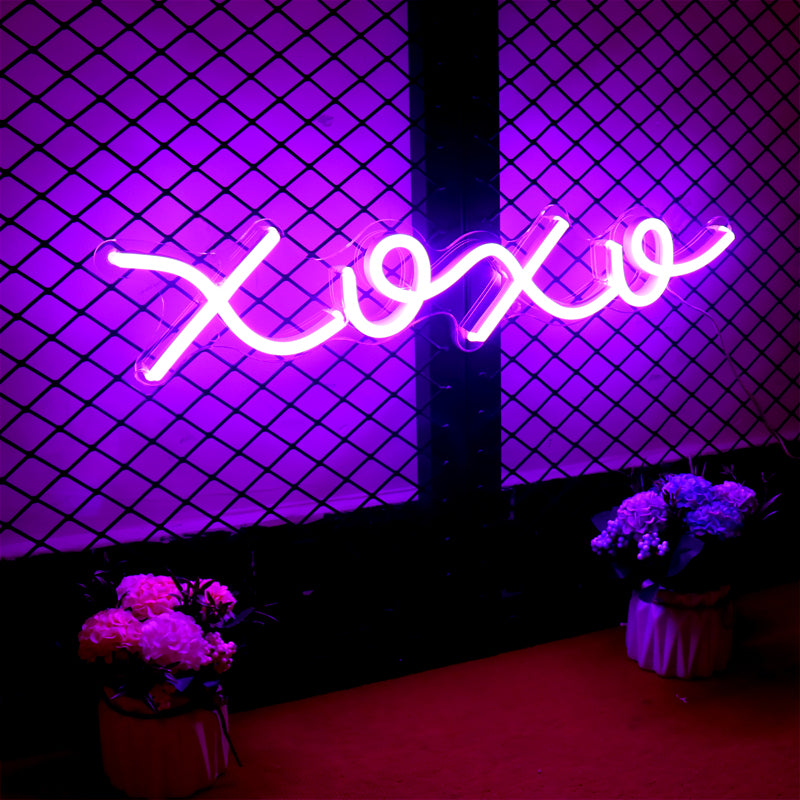 XOXO Neon Sign